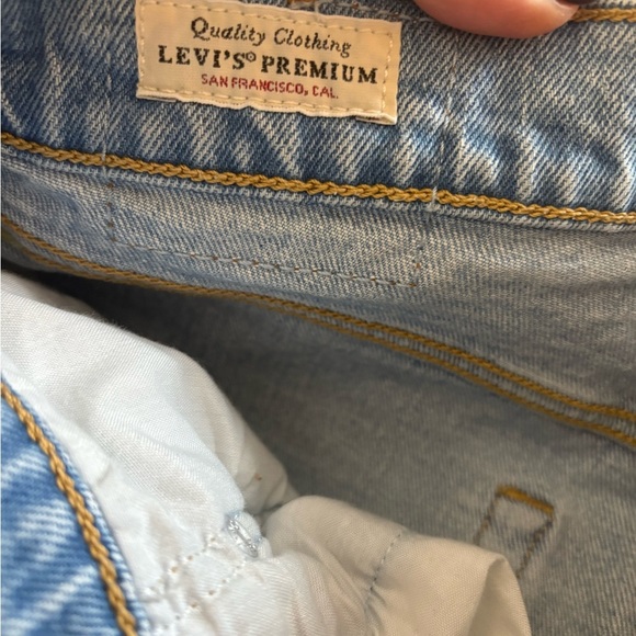 Levi’s Ribcage Straight Jeans Women’s 28 High Rise Light Wash 12” Rise - Picture 5 of 6